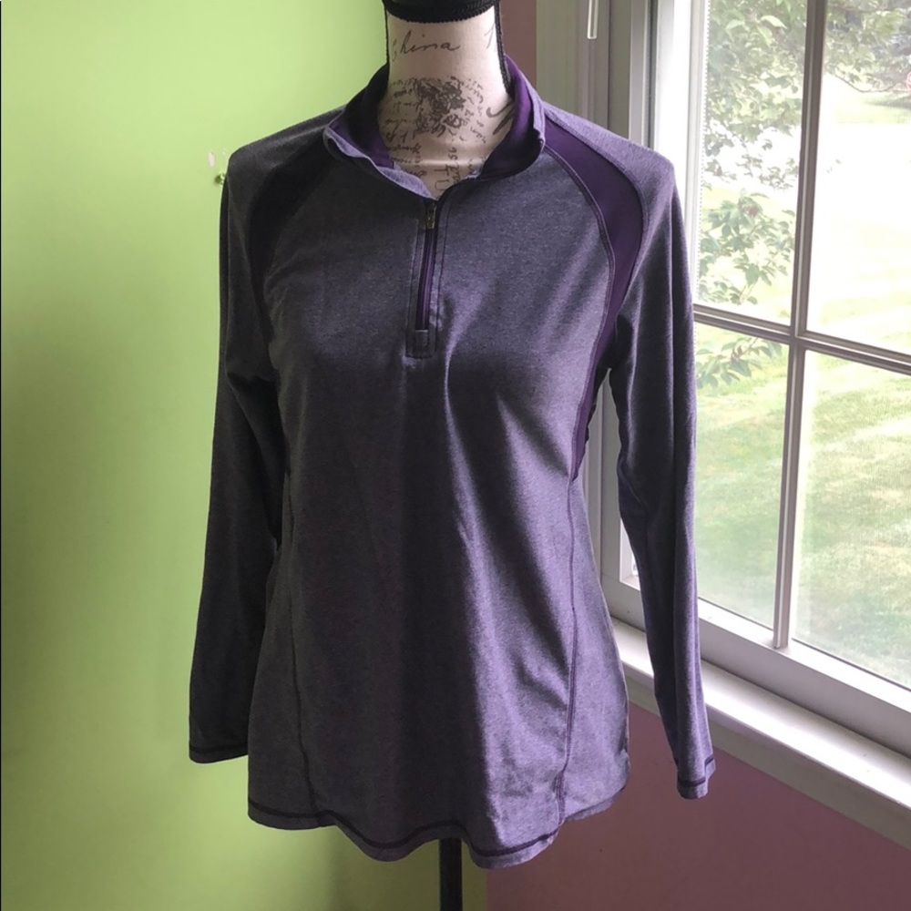 Champion Athletic Long Sleeve Shirt / Jacker